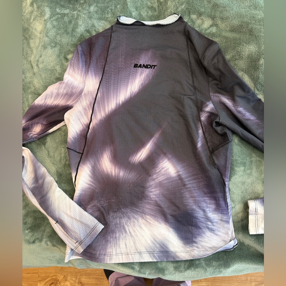 Bandit Running WOMEN'S AURAGRID™ MOCKNECK PERFORMANCE TOP
